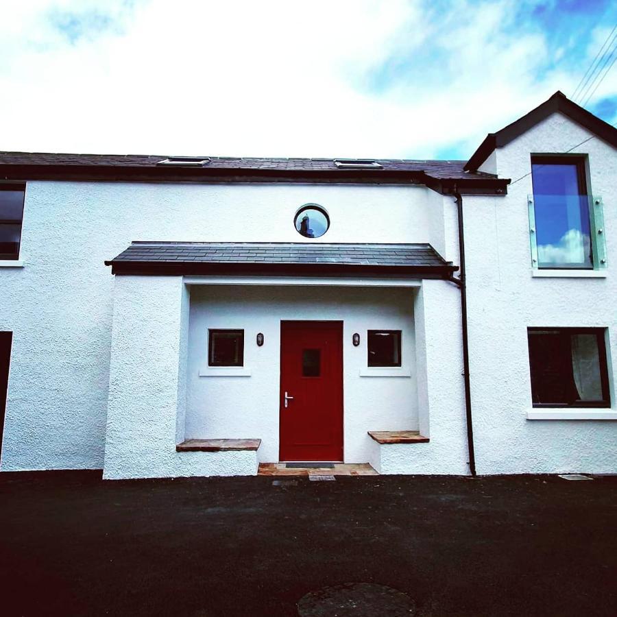 Bryansford Cottage Stables エクステリア 写真